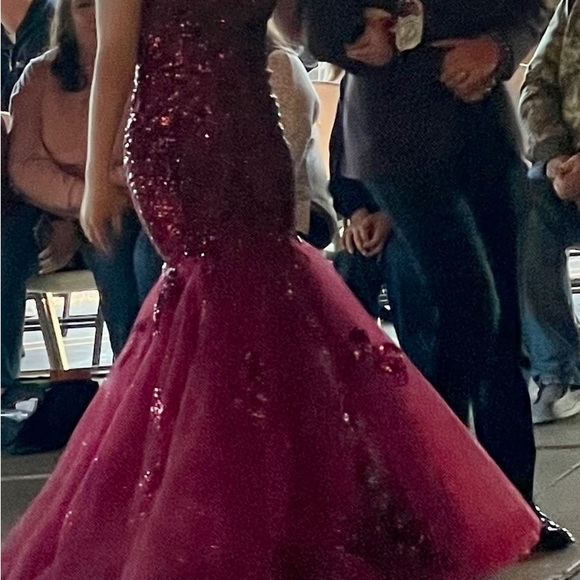 Formal prom/homecoming dress - Picture 4 of 5